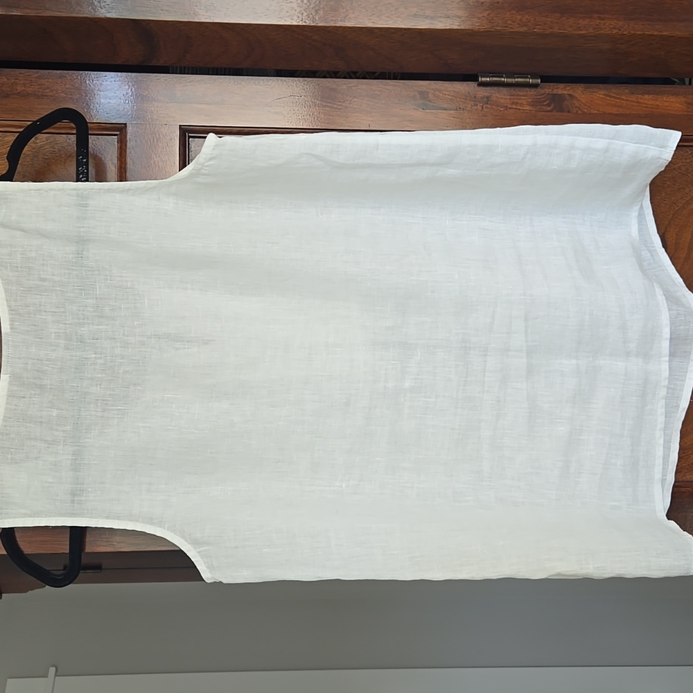 J Jill White Linen V-Neck Tank Top, Size: Small - Picture 4 of 7